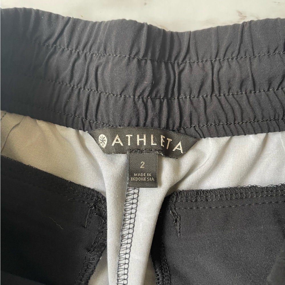 Athleta Baja Printed Shorts Black Wildflower Drawstring Unlined 2 - Picture 3 of 3